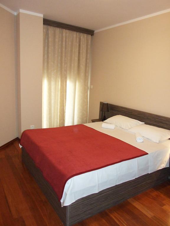 Apartments Oaza 2 Petrovac Habitación foto